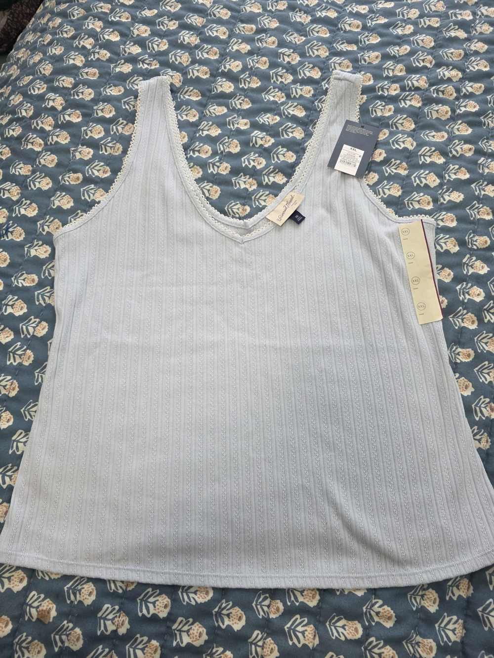 Universal Thread Pale Blue V-Neck Ribbed Tank Top